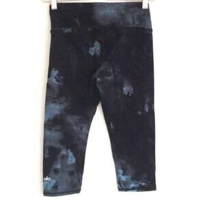 Alo Yoga leggings XS in EUC pre-loved cropped